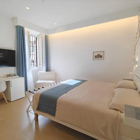 Πανσιόν La Casa Di Mida